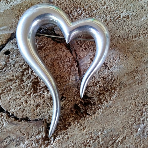 Vintage Jewelry - SALE Zuni Vint.925 huge Open Heart Brooch